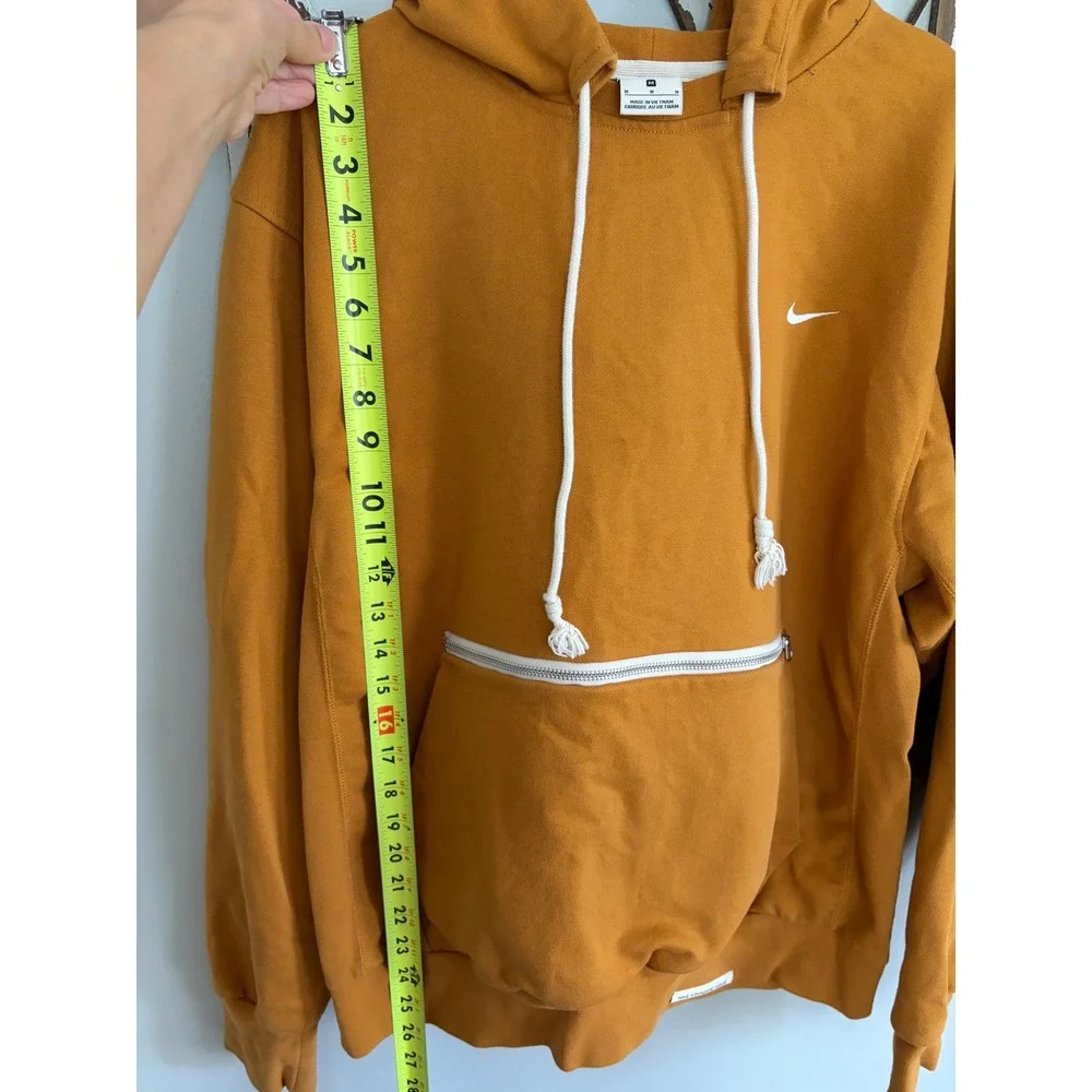 Nike Standard Issue Basketball Pullover Hoodie Yellow Gold Size Medium